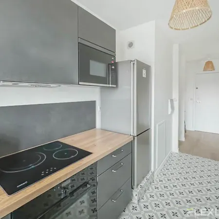 Flexliving - Whole Flat - Clichy-la-garenne Apartment *
